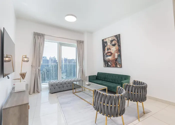 Marina Views And A 3 Bedroom Apartment In Dubai Marina